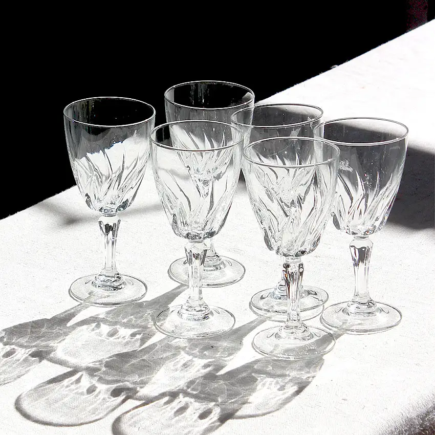 10 verres à pied
